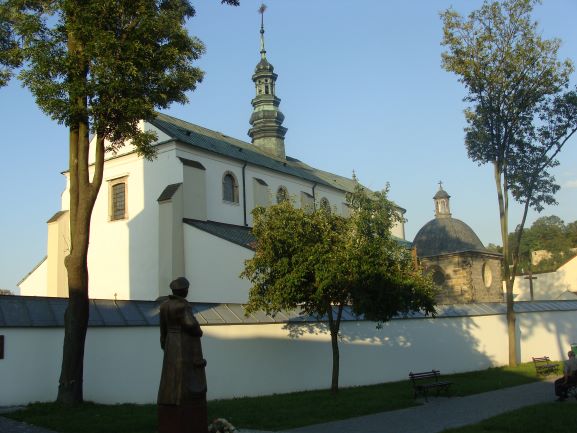 Iłża - kościół Wniebowzięcia NMP  | Radomir.pl