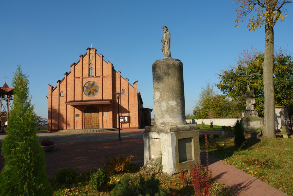 Wielgie - kościół parafialny pw. Bożego Ciała