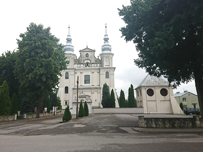 Jedlińsk - kościół parafialny pw. śś. Apostołów Piotra i Andrzeja