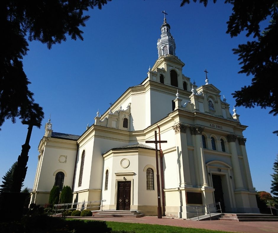 Poświętne - kościół parafialny pw. św. Mikołaja i św. Małgorzaty