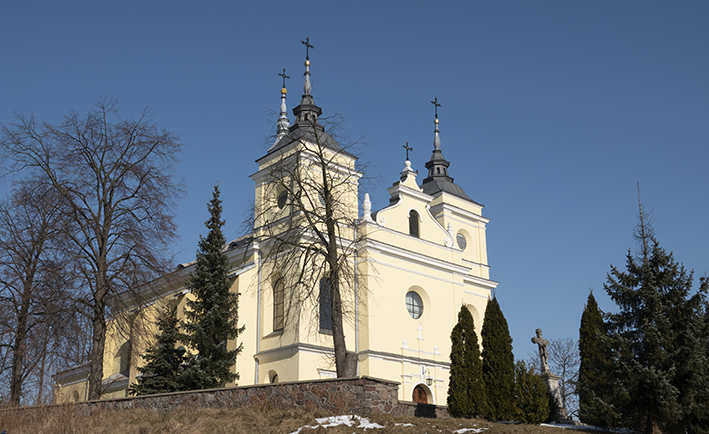 Przytyk - kościół parafialny pw. Świętego Krzyża