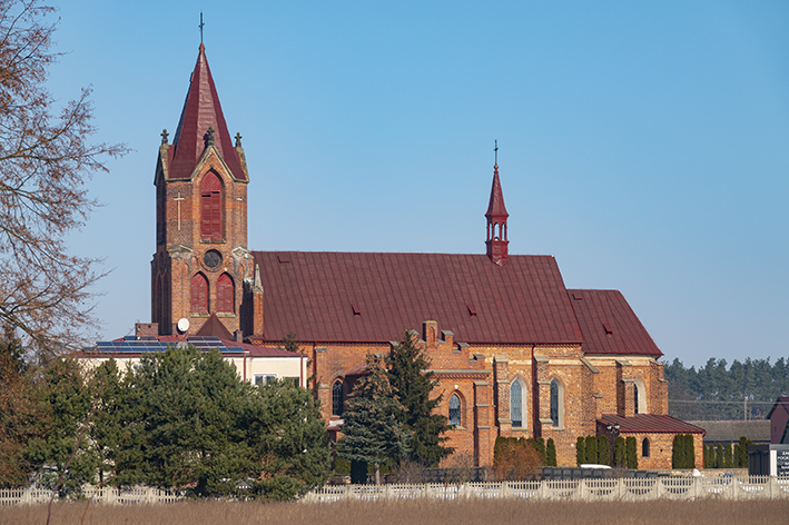 Wrzos - kościół parafialny pw. św. Wawrzyńca